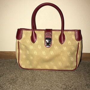 D&B Designer purse barley used!